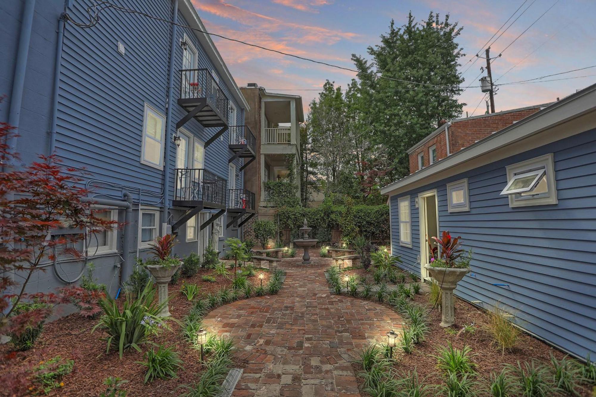 Appartement New! Historic 1bed/1bath Steps To River St! *